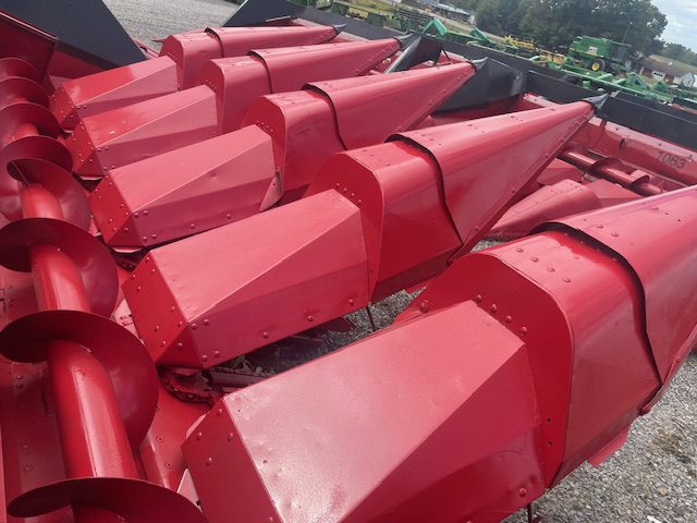Case IH 1063 corn head for sale - 14650 (2)