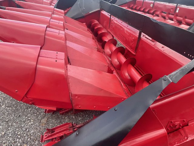 Case IH 1063 corn head for sale