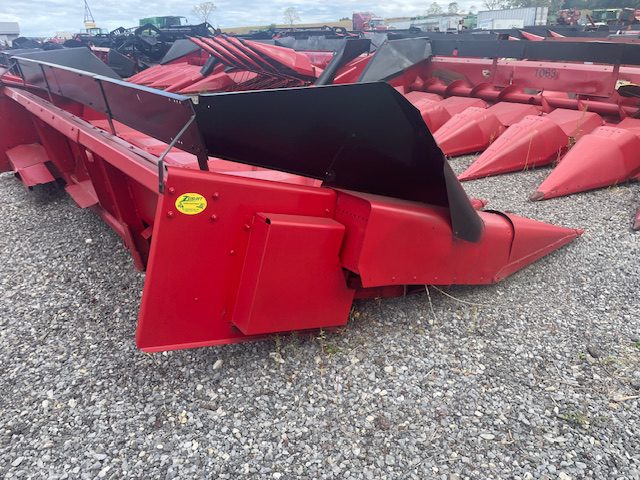 Case IH 1063 corn head for sale