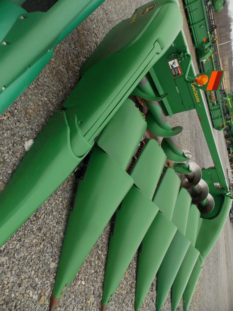 John Deere 606C Corn Head for sale