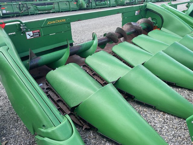 John Deere 606C Corn Head for sale