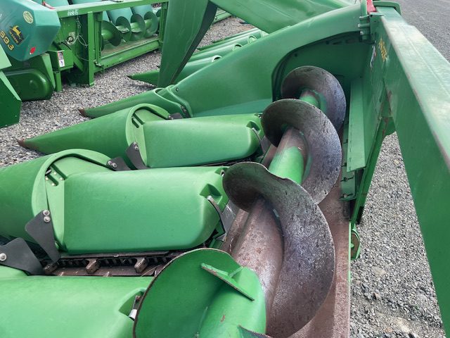 John Deere 606C Corn Head for sale