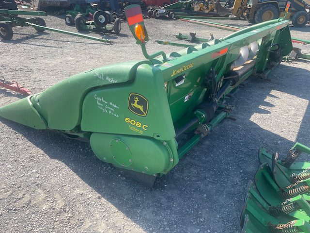 John Deere 608C Corn Head for sale