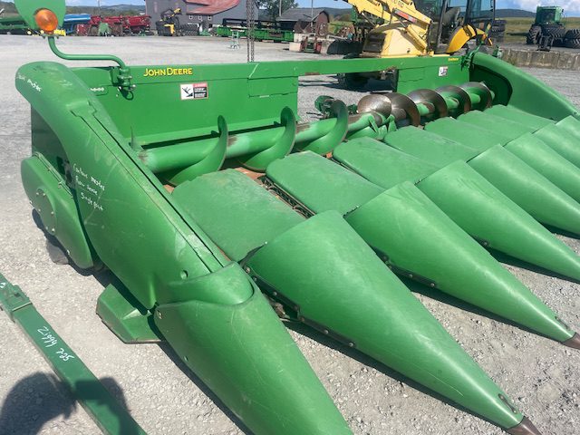 John Deere 608C Corn Head for sale