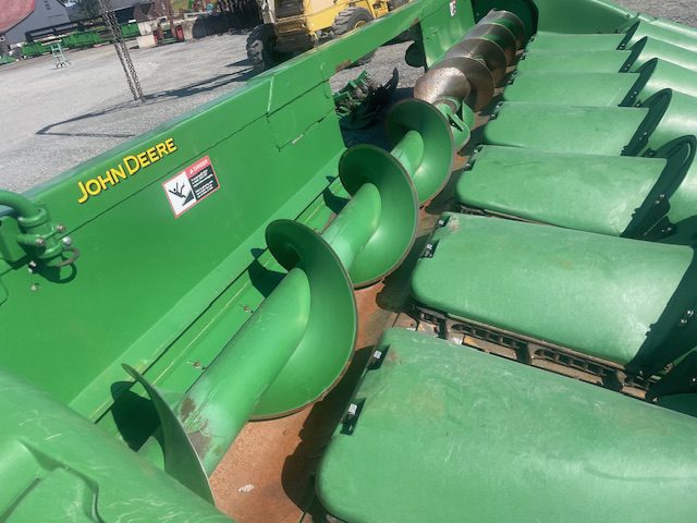 John Deere 608C Corn Head for sale